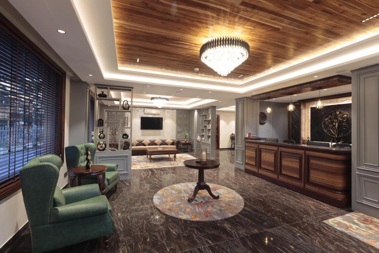 Welcomheritage Elysium Resort & Spa 심라 외부 사진
