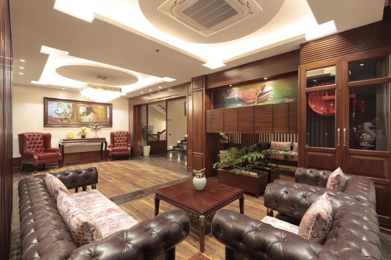 Welcomheritage Elysium Resort & Spa 심라 외부 사진