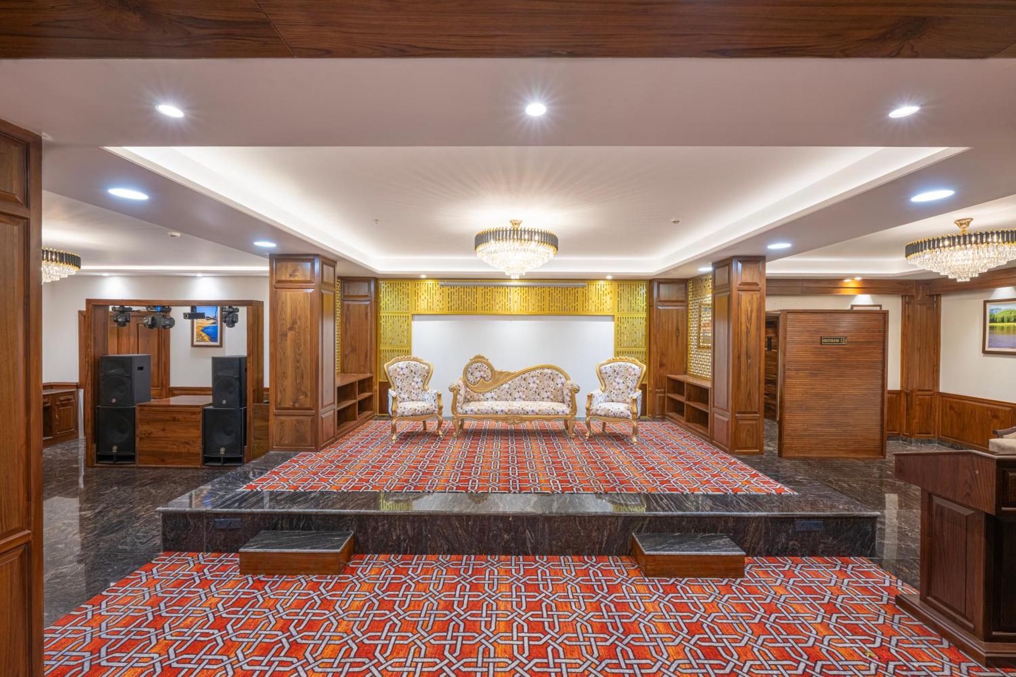 Welcomheritage Elysium Resort & Spa 심라 외부 사진